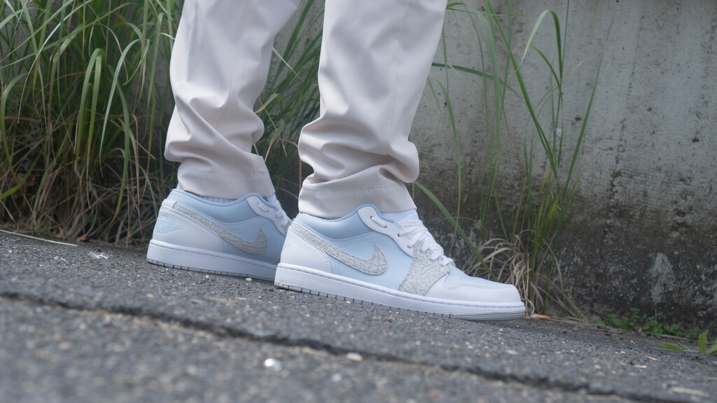 Latest Pickup: Air Jordan 1 Low SE 'Elephant Blue Tint